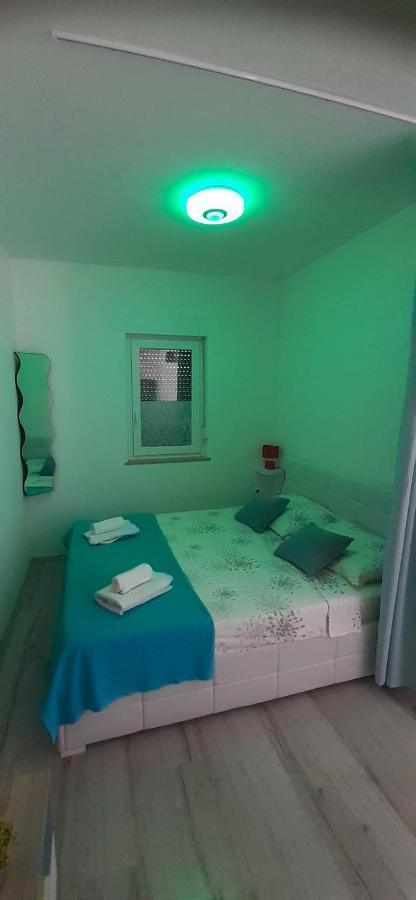 Lennida With Free Parking Apartman Kavran